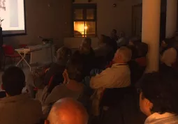 Ieri la sala convegni in Casa Francotto ha ospitato la presentazione del libro sull'Alabastro rosa di Busca scritto dai ricercatori dell'università di Torino
